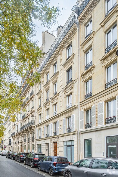 140 Boulevard Pereire, Paris à vendre - Photo du bâtiment - Image 2 de 26