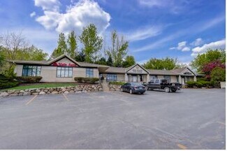 Plus de détails pour 21150 W Capitol Dr, Brookfield, WI - Bureau à vendre