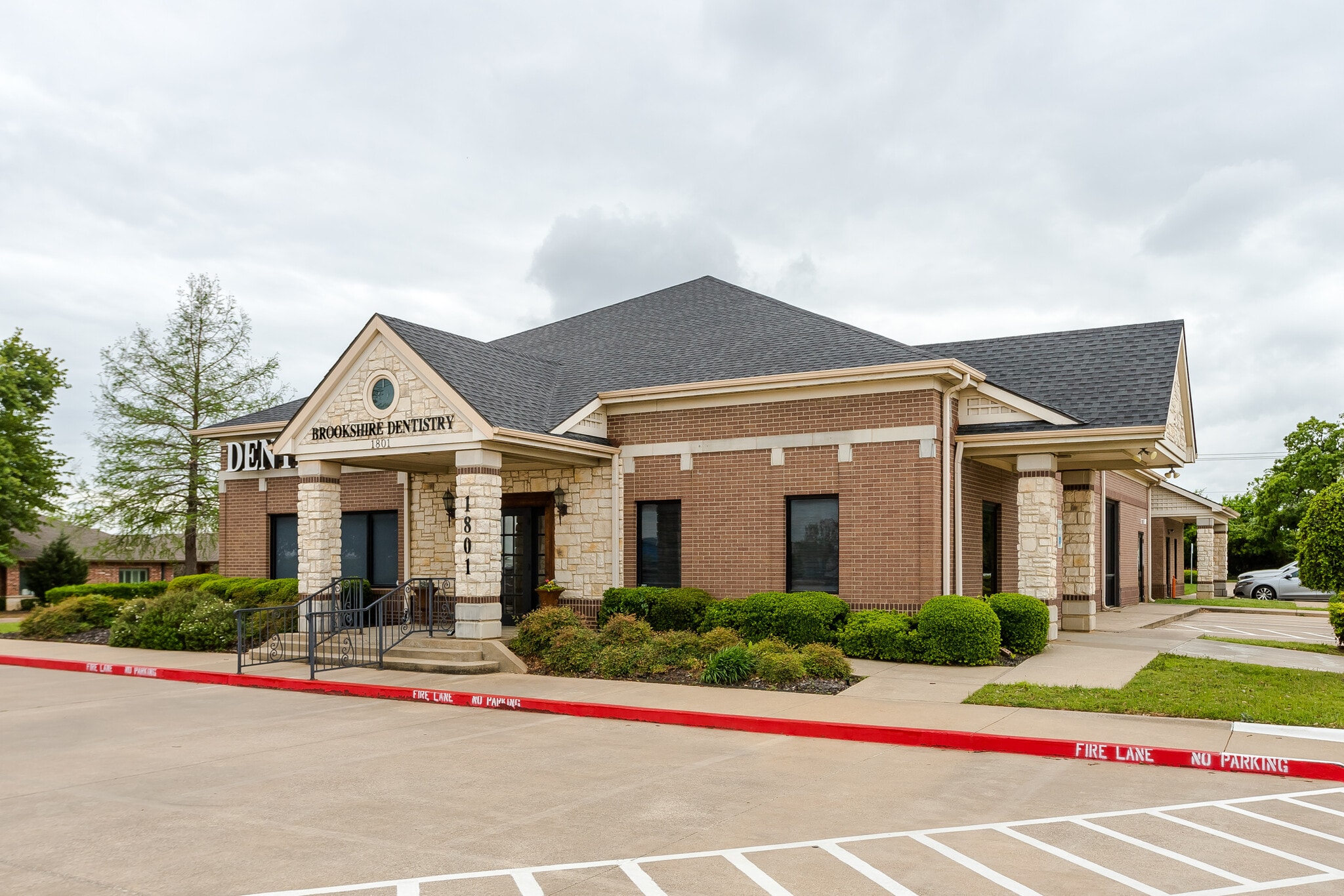 1801 Precinct Line Rd, Hurst, TX à louer Photo intérieure- Image 1 de 26