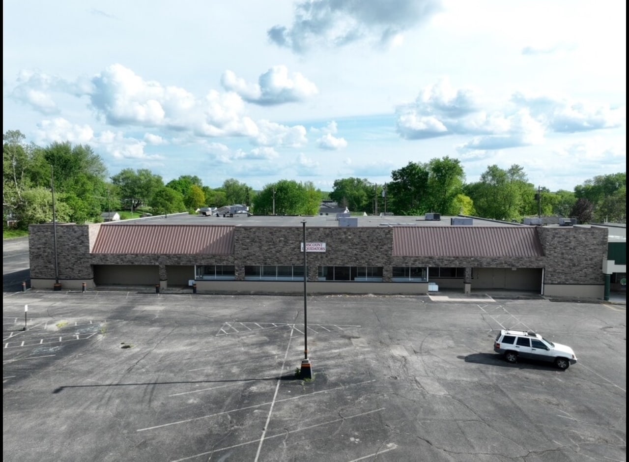 1084 E 2nd St, Franklin, OH for lease Primary Photo- Image 1 of 6