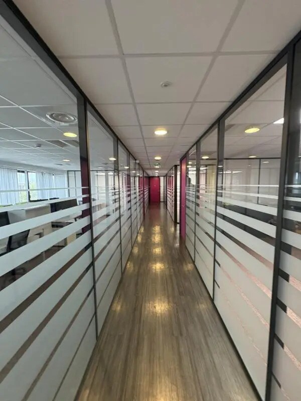 Office in Bezons for lease Building Photo- Image 1 of 10