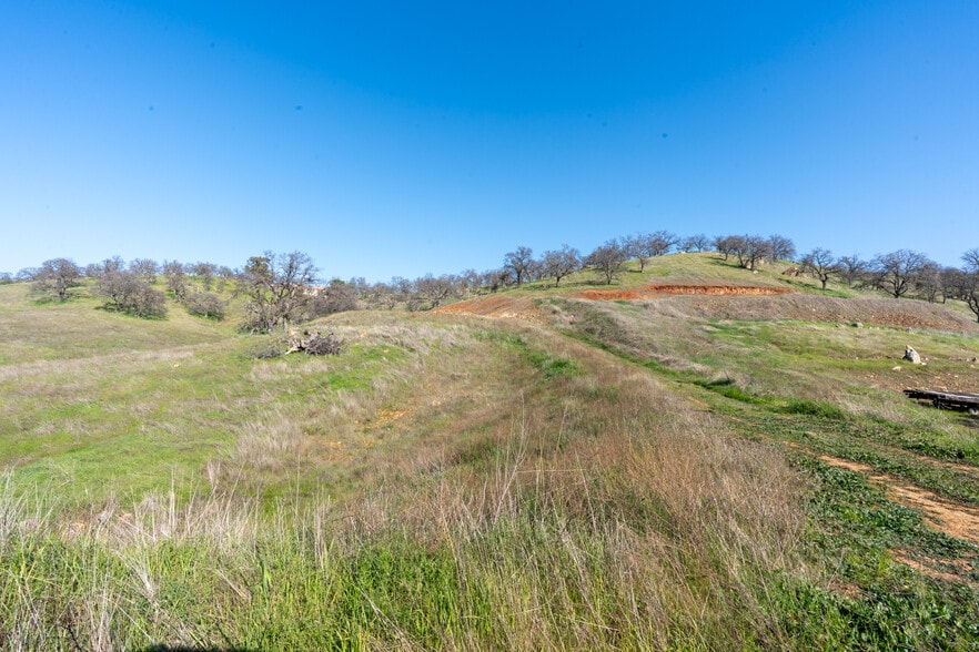 9754 Mirasol Way, La Grange, CA for sale - Primary Photo - Image 1 of 14