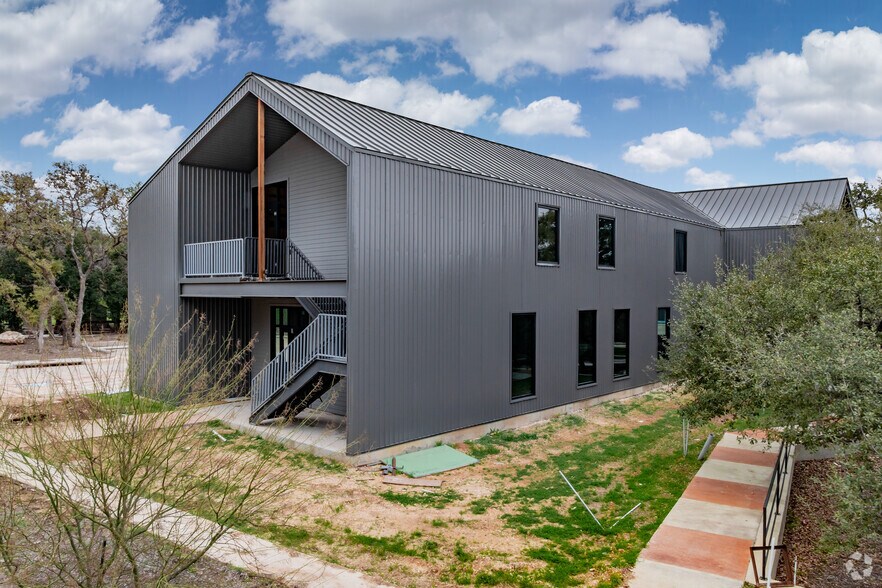 17206 Blanco Rd, San Antonio, TX for sale - Building Photo - Image 1 of 11