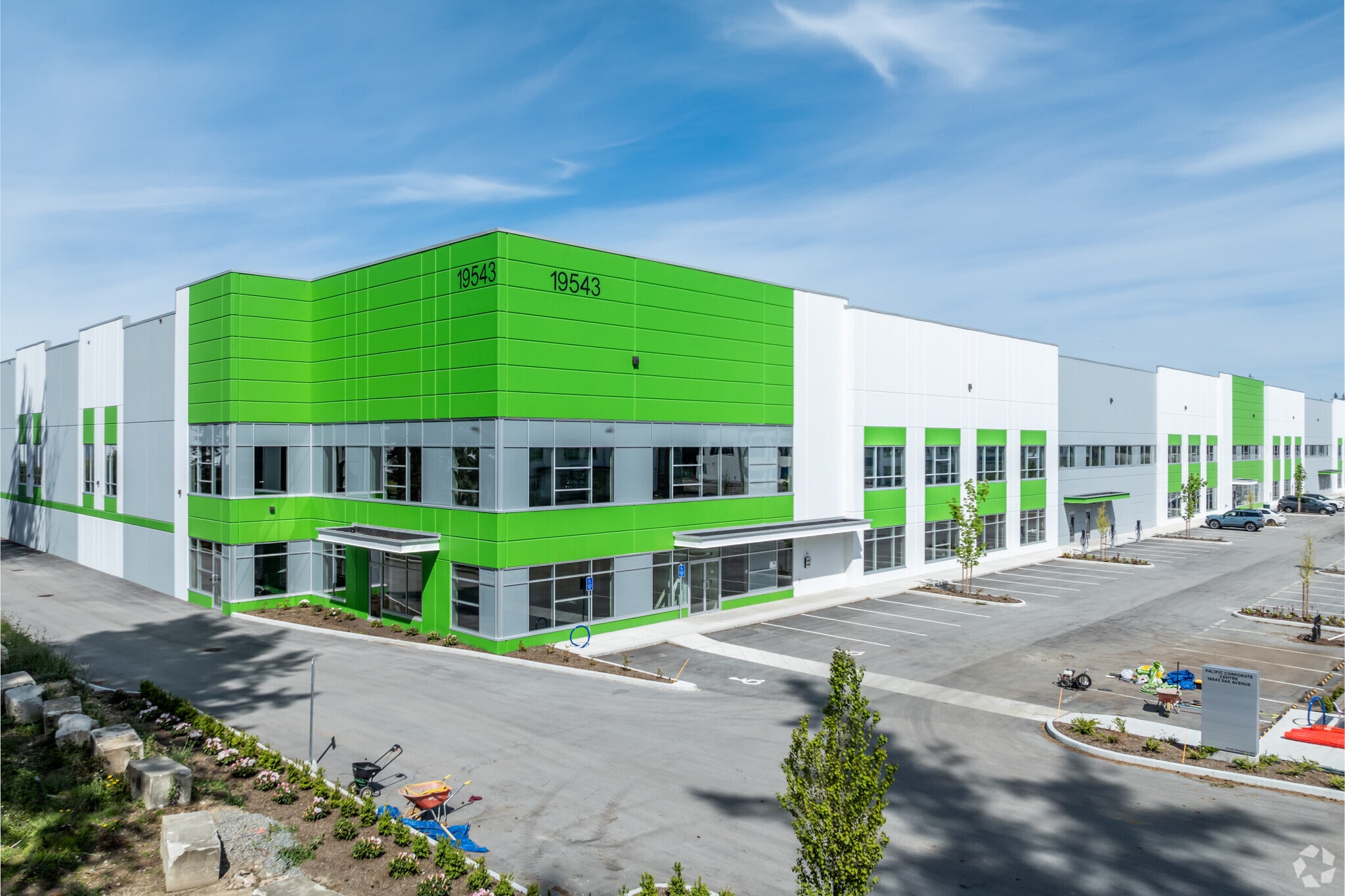 19543 34A Av, Surrey, BC for sale Primary Photo- Image 1 of 1