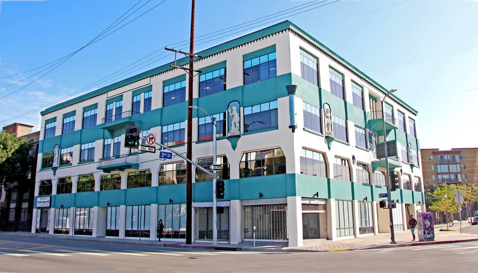 701-721 E 3rd St, Los Angeles, CA à louer - Photo du bâtiment - Image 1 de 1