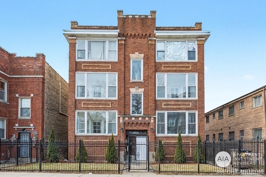 7528 S Coles Ave, Chicago, IL à vendre Photo principale- Image 1 de 2