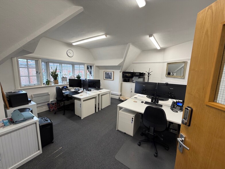 6 Burkes Para, Beaconsfield for lease - Building Photo - Image 3 of 7