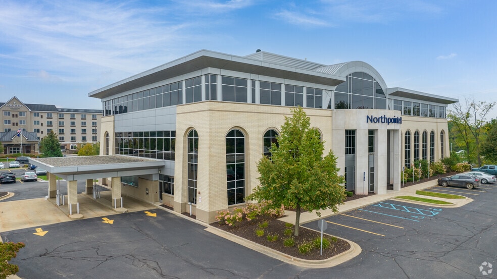 3333 NE Deposit Dr, Grand Rapids, MI for lease - Primary Photo - Image 1 of 11