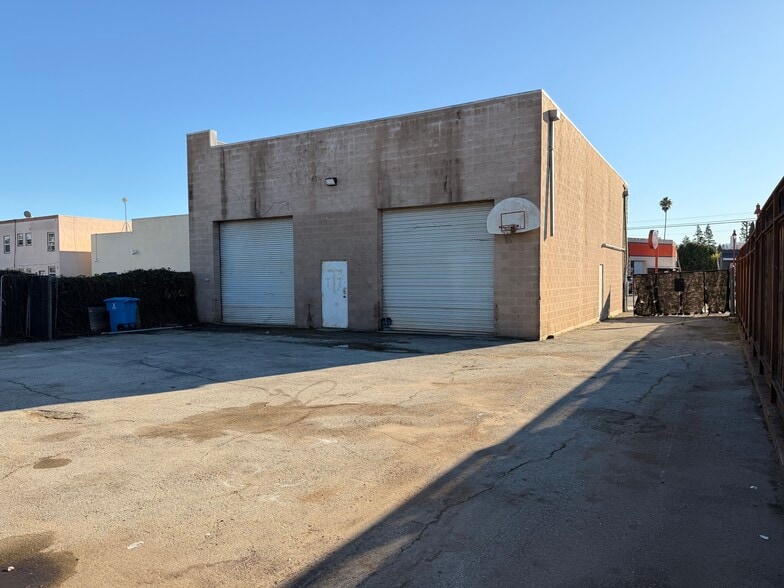 3113 Middlefield Rd, Redwood City, CA for lease - Building Photo - Image 2 of 5