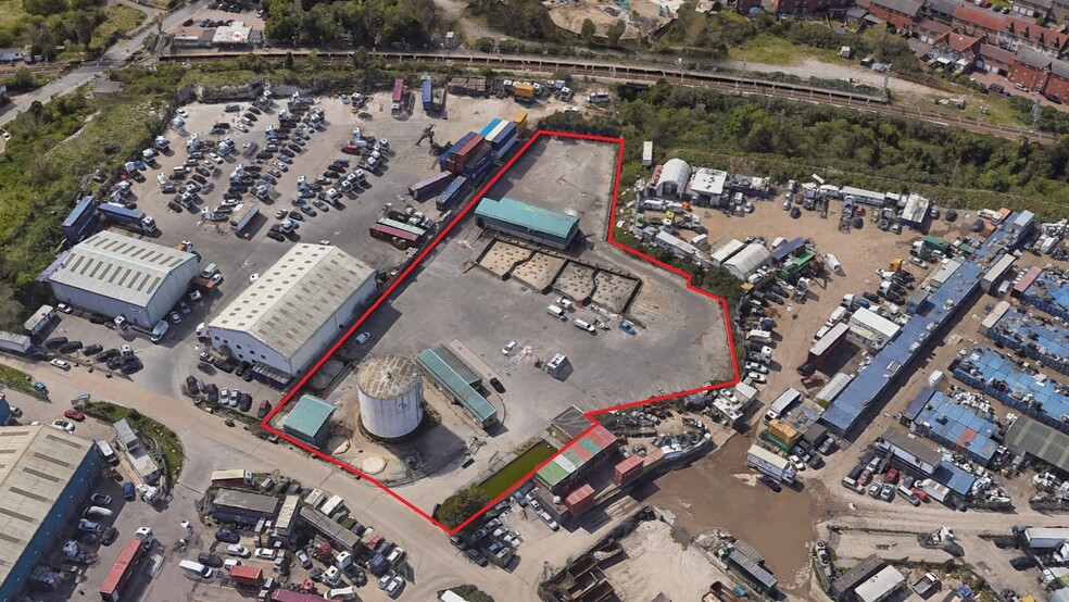 Botany Way, Purfleet for lease - Aerial - Image 2 of 7