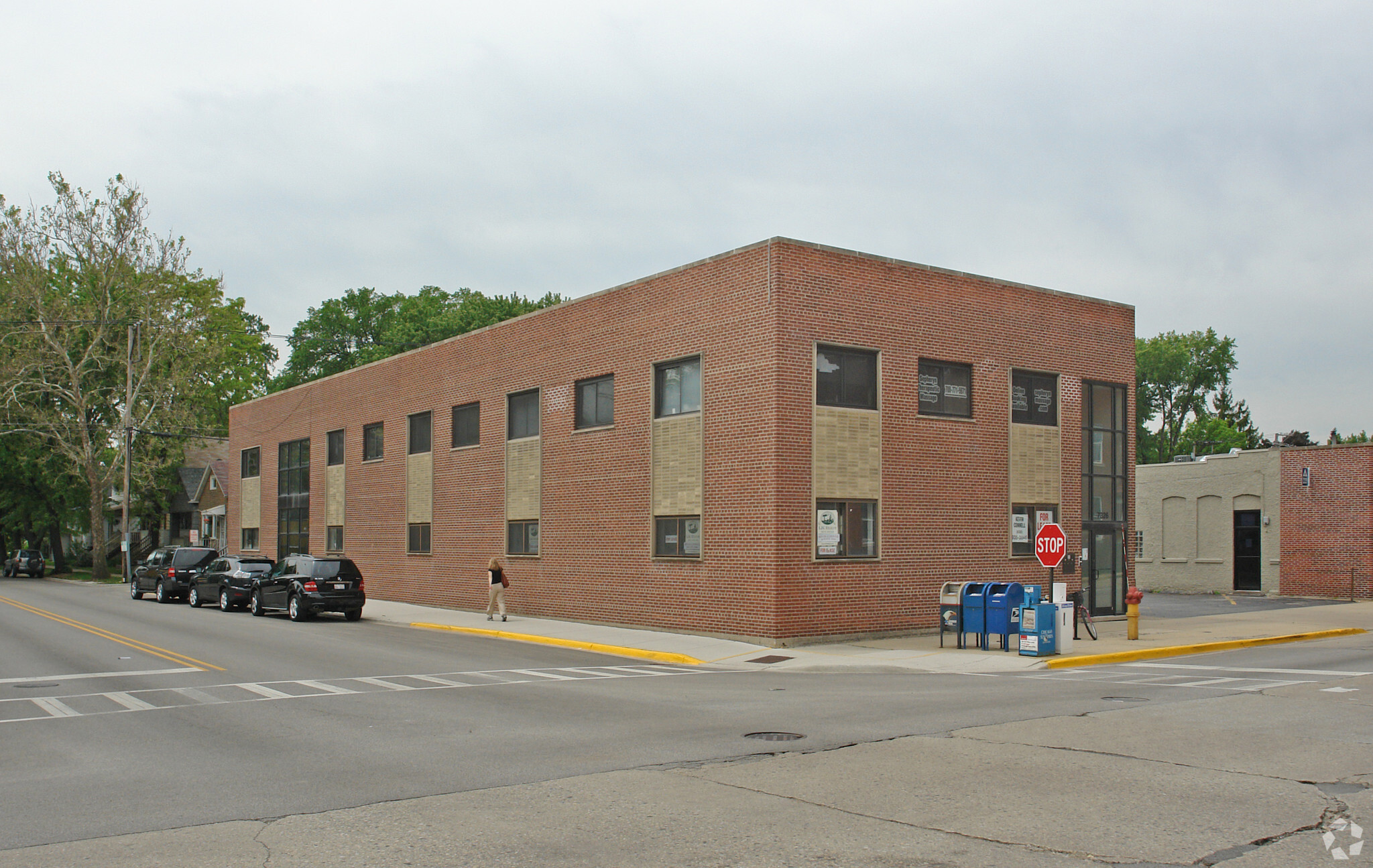 801 Circle Ave, Forest Park, IL for lease Primary Photo- Image 1 of 4