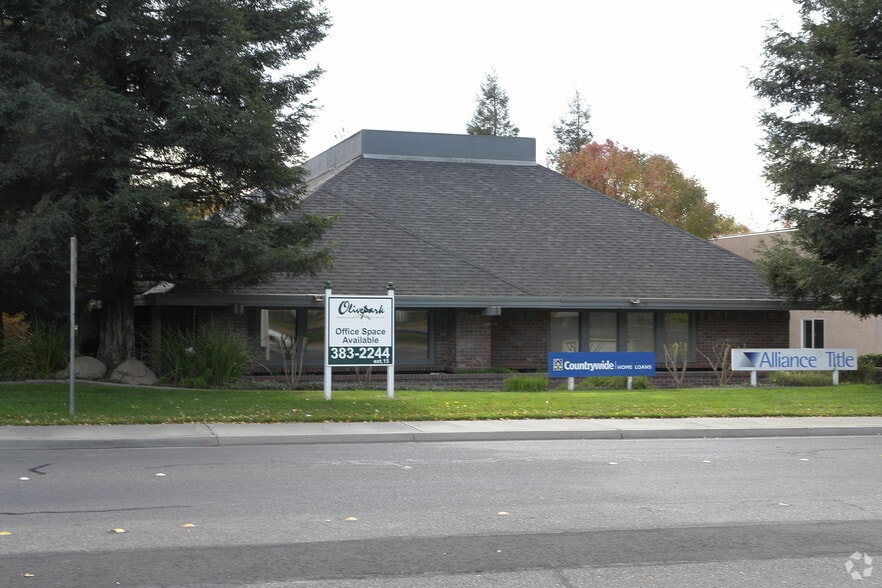 550 E Bellevue Rd, Atwater, CA for lease - Building Photo - Image 2 of 5