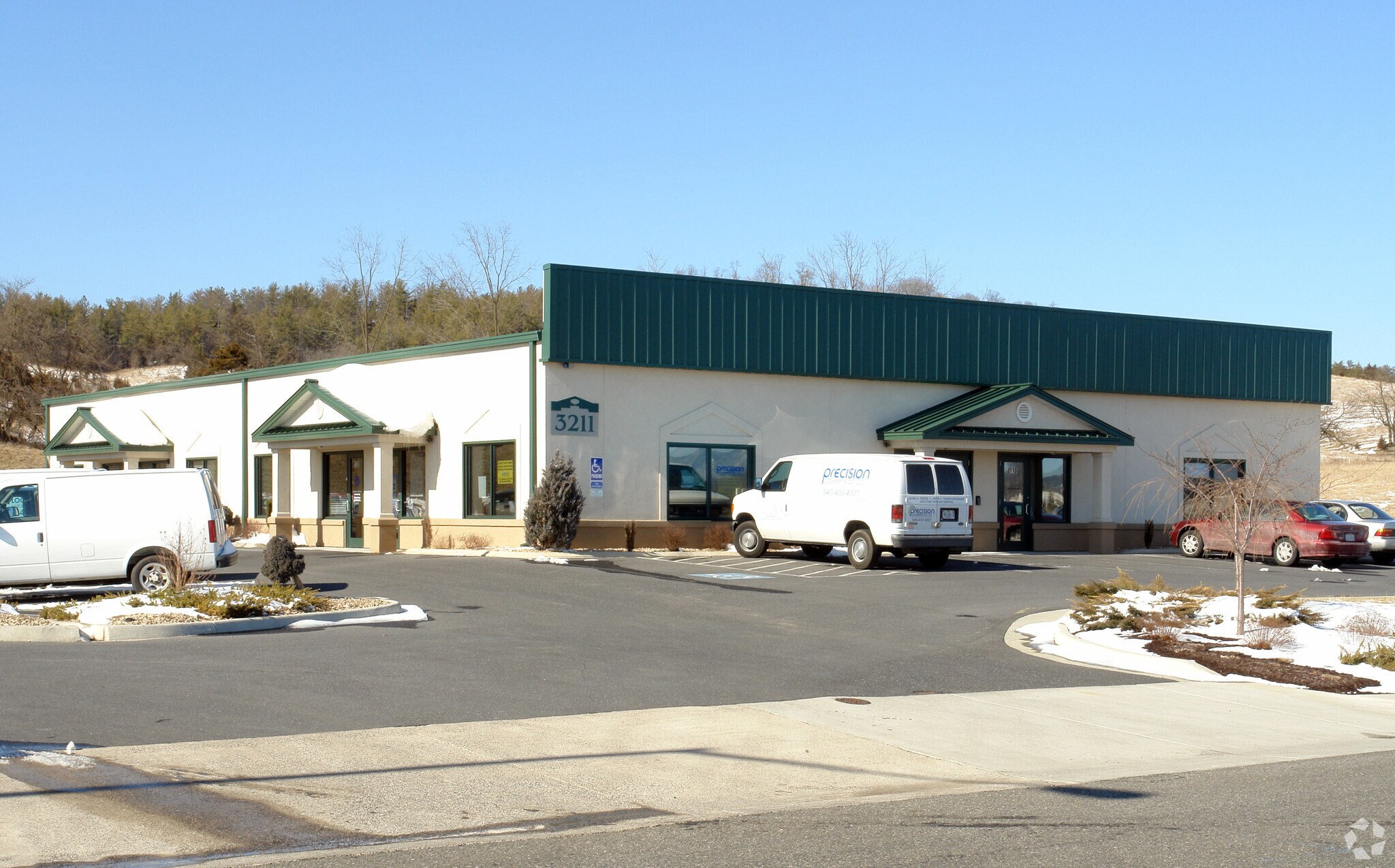 3211 Peoples Dr, Harrisonburg, VA à vendre Photo du bâtiment- Image 1 de 2