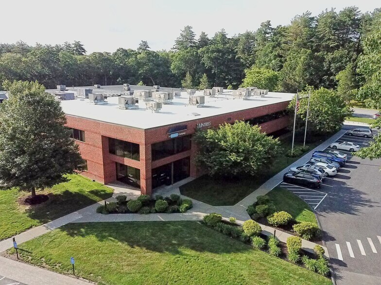 100 Discovery Way, Acton, MA à louer - Photo du bâtiment - Image 2 de 10