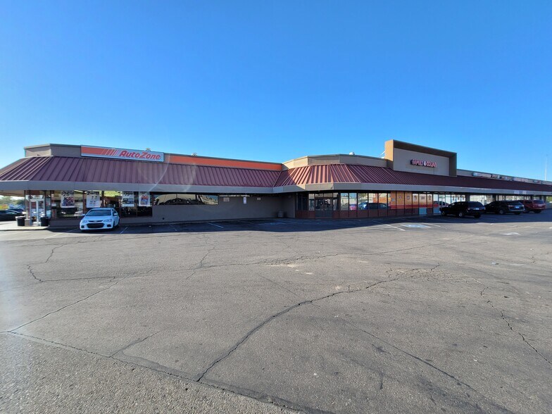 N 27th Ave, Phoenix, AZ à louer - Photo du bâtiment - Image 2 de 4
