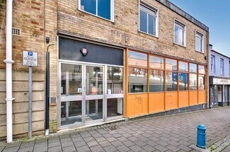 Plus de détails pour 20 Dimond St, Pembroke Dock - Commerce de détail à louer