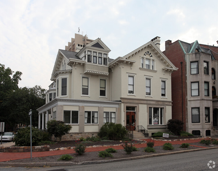 325-327 N Front St, Harrisburg, PA à vendre - Photo principale - Image 1 de 1