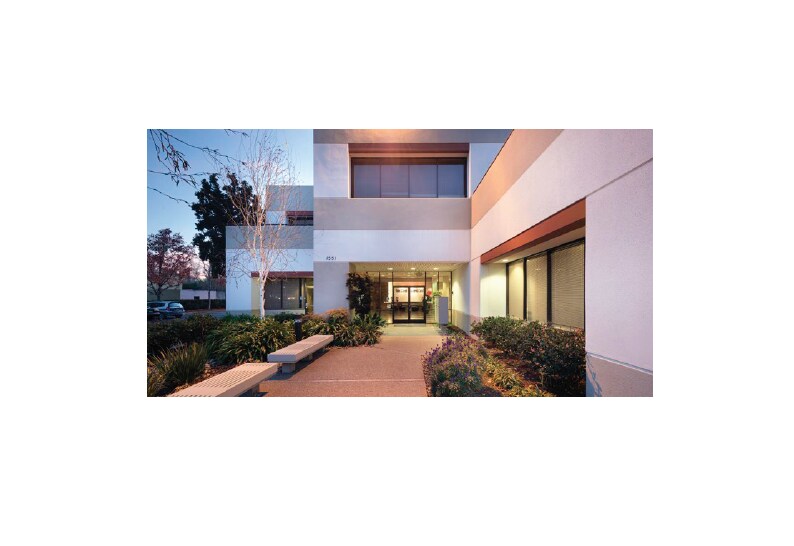 1551 McCarthy Blvd, Milpitas, CA à louer Photo du bâtiment- Image 1 de 3