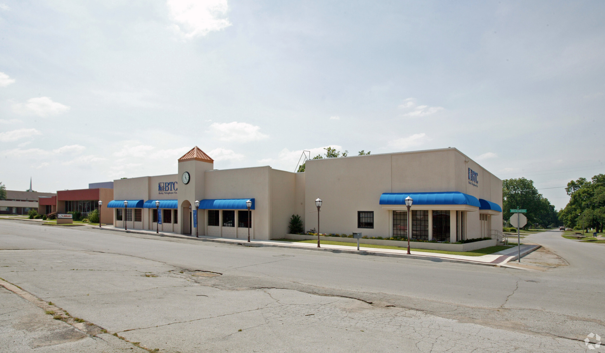 6 E Breckenridge Ave, Bixby, OK for sale Primary Photo- Image 1 of 1