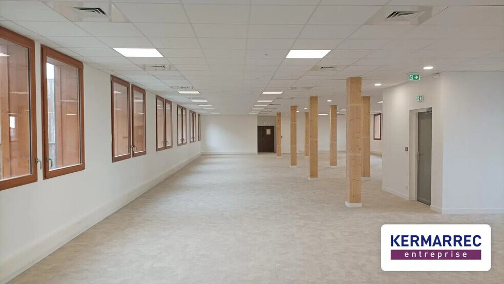 Bureau dans Nantes à louer - Photo du bâtiment - Image 2 de 10