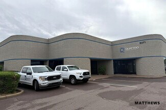 Plus de détails pour 8271 E Gelding Dr, Scottsdale, AZ - Industriel à louer