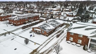 Plus de détails pour 23301 Kelly Rd, Eastpointe, MI - Multi-résidentiel à vendre