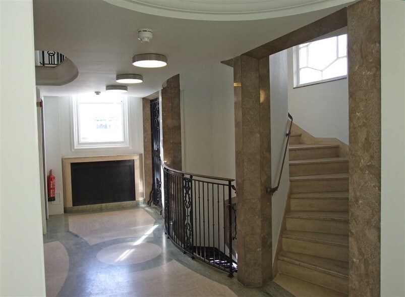 19A Portland St, Brighton à louer - Photo intérieure - Image 1 de 3