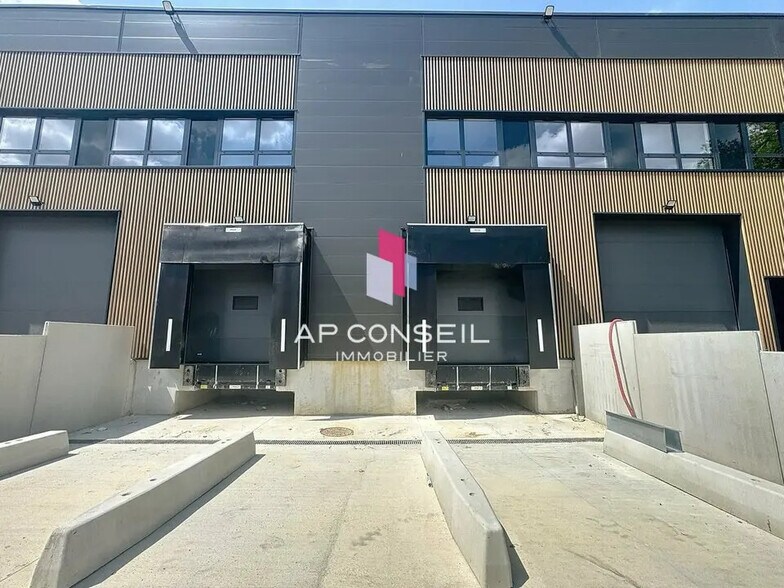 Flex dans Trappes à louer - Photo du bâtiment - Image 2 de 14