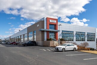 Plus de détails pour 425 Waverley Oaks Rd, Waltham, MA - Local d'activités à louer