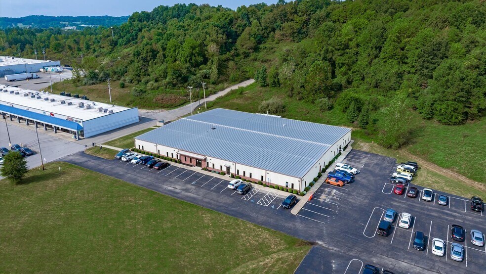 61501 Southgate Rd, Cambridge, OH à louer - Photo du bâtiment - Image 2 de 12