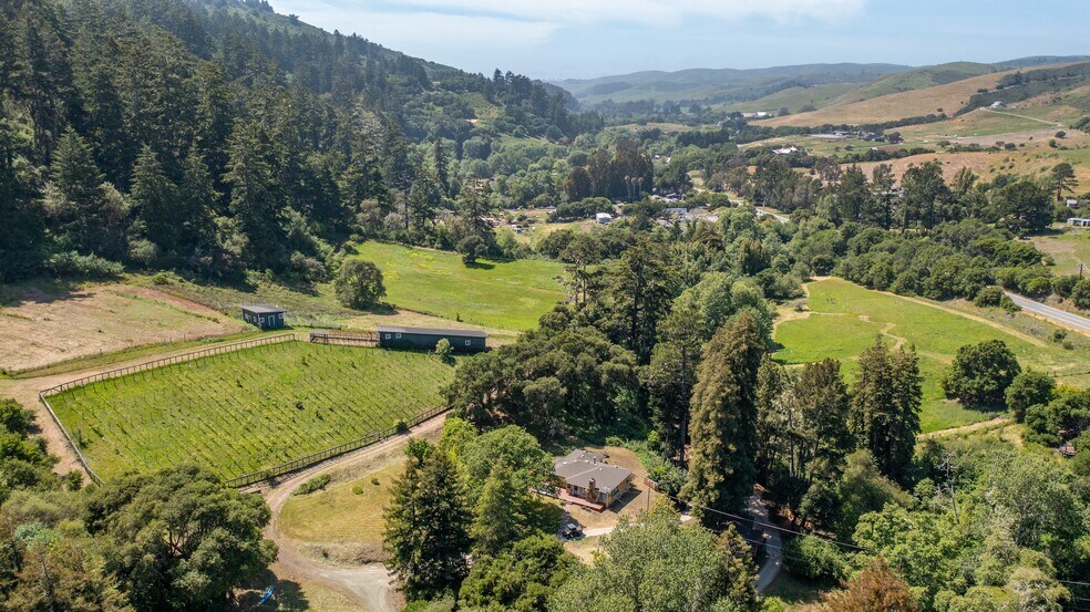5090 La Honda Rd, San Gregorio, CA for sale - Primary Photo - Image 1 of 1