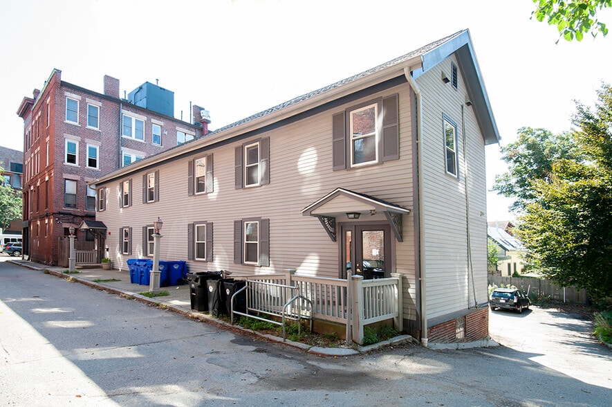 4 Davis Ct, Brookline, MA for lease - Building Photo - Image 2 of 41