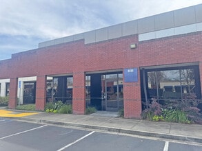 2220-2240 Northpoint Pky, Santa Rosa, CA for lease Building Photo- Image 1 of 8