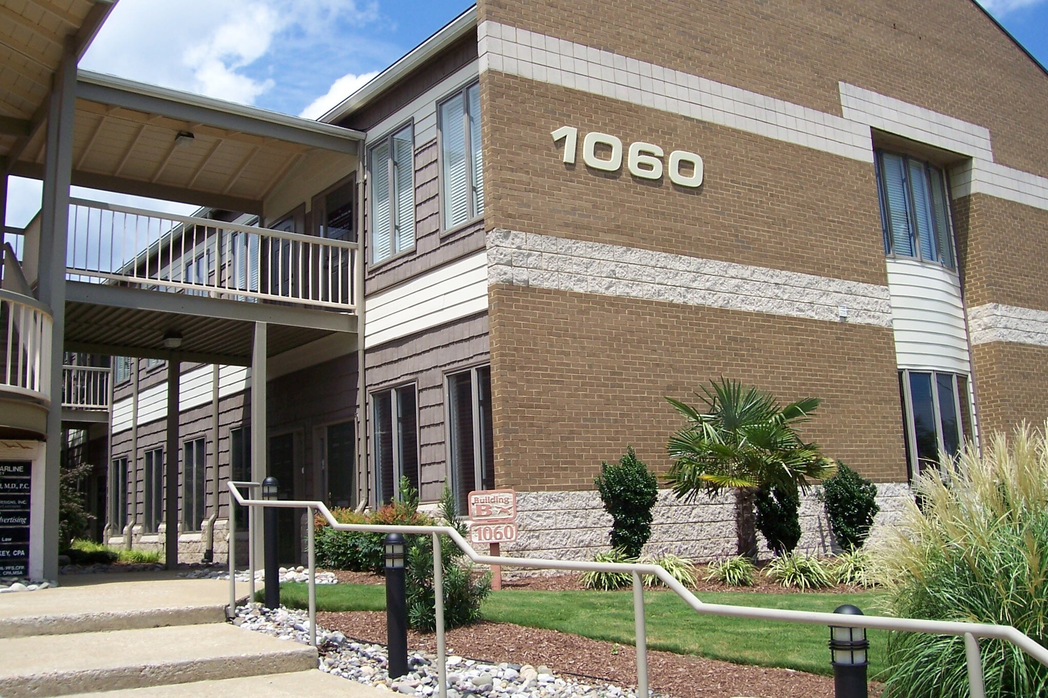 1060-1064 Laskin Rd, Virginia Beach, VA à vendre Photo principale- Image 1 de 1