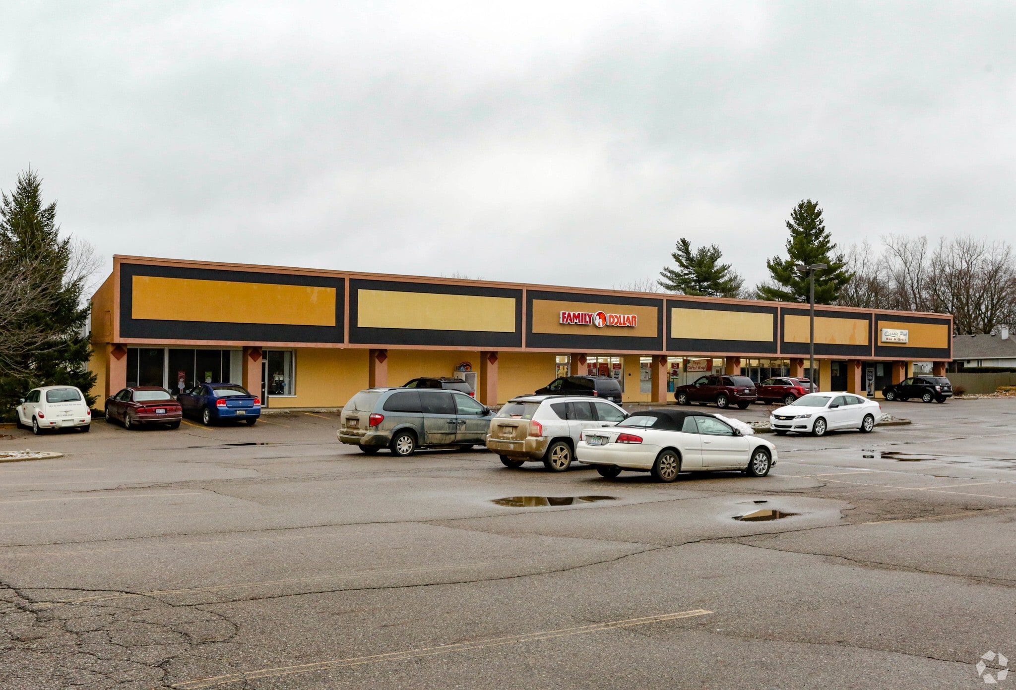 16209-16235 S US 27, Lansing, MI for lease Primary Photo- Image 1 of 10
