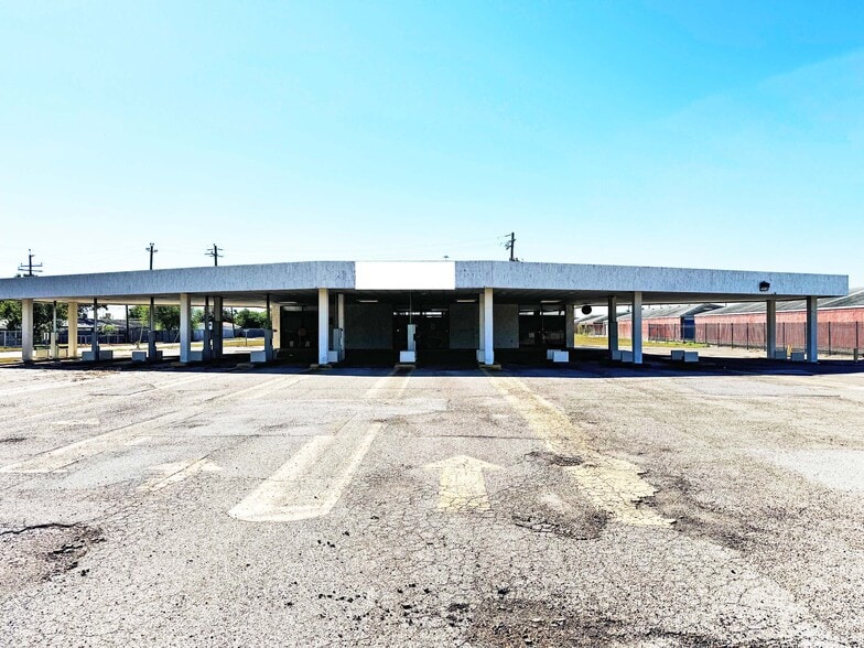 6067 McArdle Rd, Corpus Christi, TX à vendre - Photo principale - Image 1 de 2