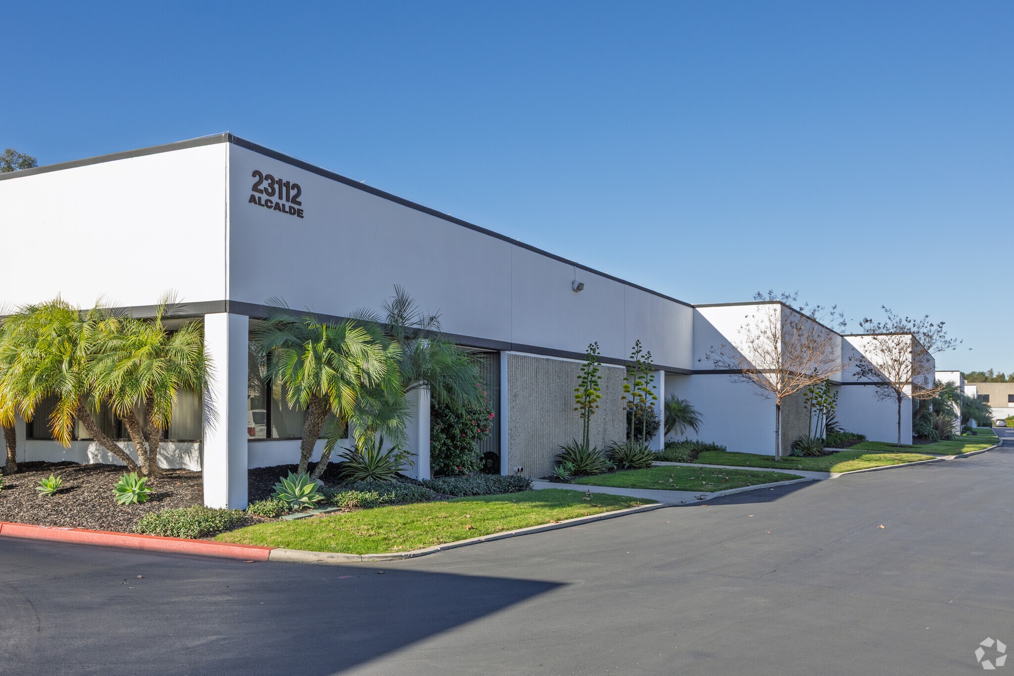 23112 Alcalde Dr, Laguna Hills, CA à vendre Photo principale- Image 1 de 5