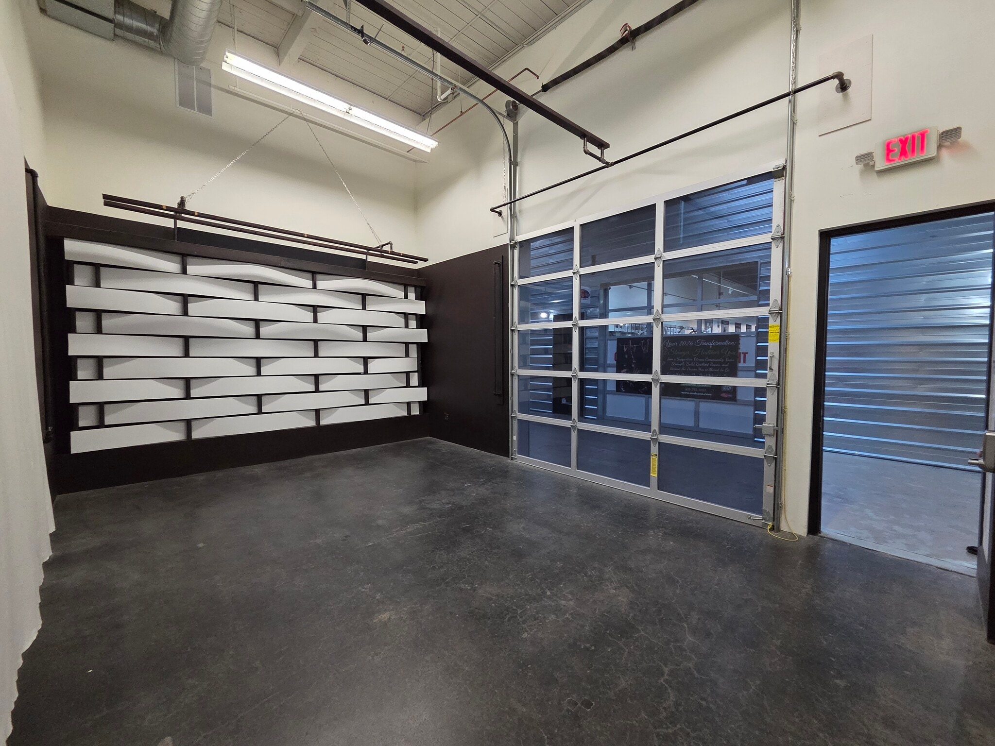 2195 Hyacinth St NE, Salem, OR for lease Interior Photo- Image 1 of 4