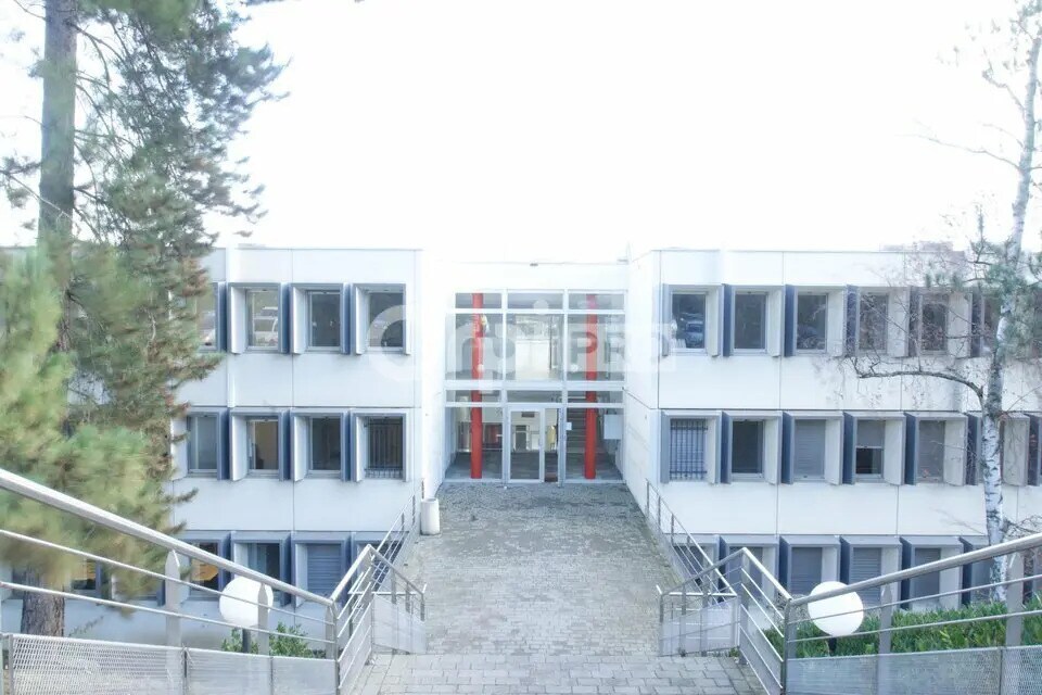 Bureau dans Écully à louer Photo du bâtiment- Image 1 de 14