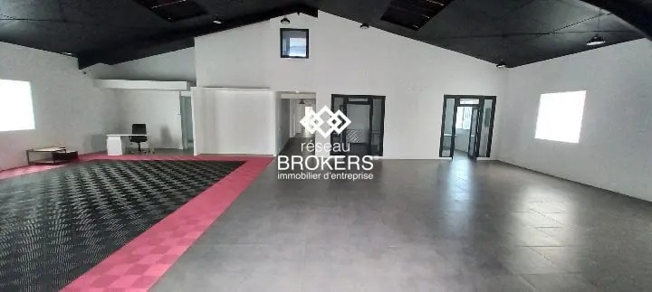 Industrial in Colomiers for lease - Interior Photo - Image 2 of 18