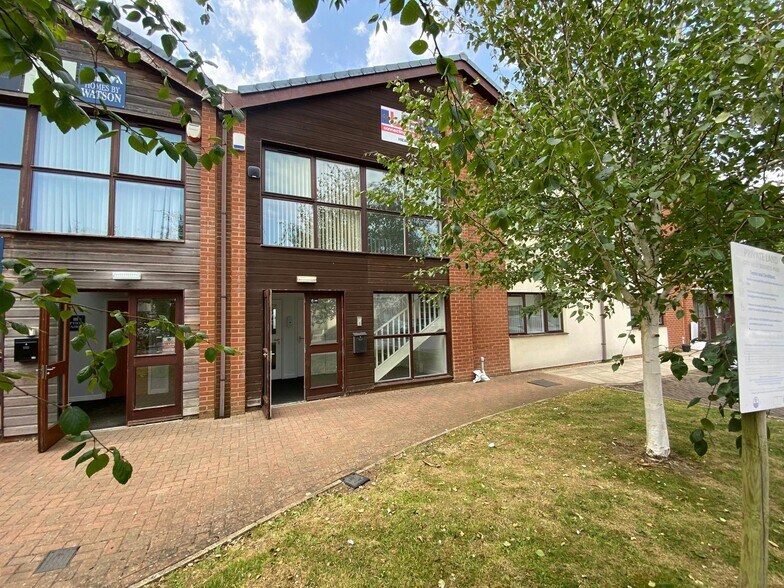 St Johns Rd, Durham à vendre - Photo du bâtiment - Image 3 de 4