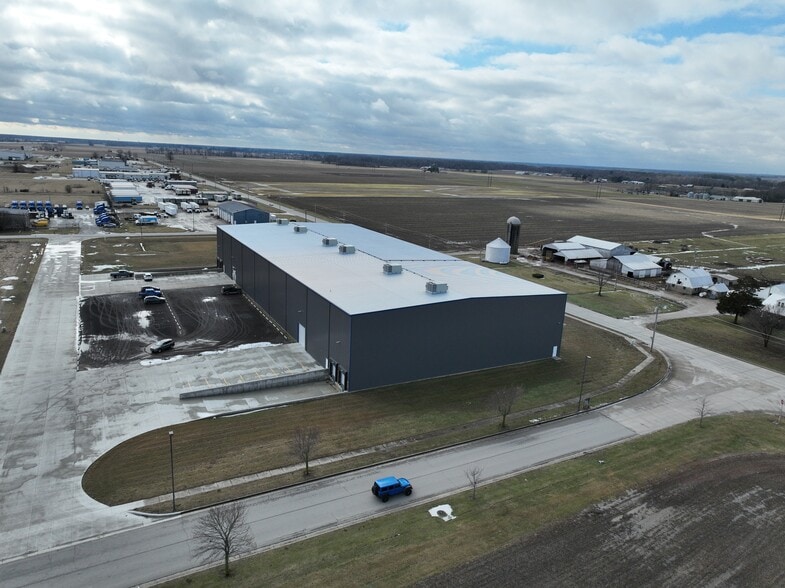 2300 Raney, Effingham, IL for lease - Building Photo - Image 3 of 30