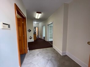 44-29-44-41 Douglaston Pky, Little Neck, NY for lease Interior Photo- Image 2 of 16