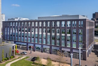More details for Marsh St S, Stoke On Trent - Office for Lease