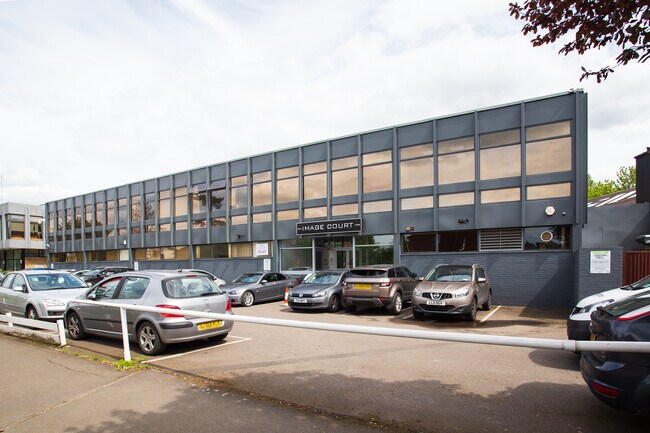 More details for 326-338 Molesey Rd, Walton On Thames - Coworking for Lease