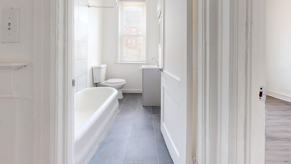 222 W Chew Ave, Philadelphia, PA à vendre - Photo du bâtiment - Image 3 de 20