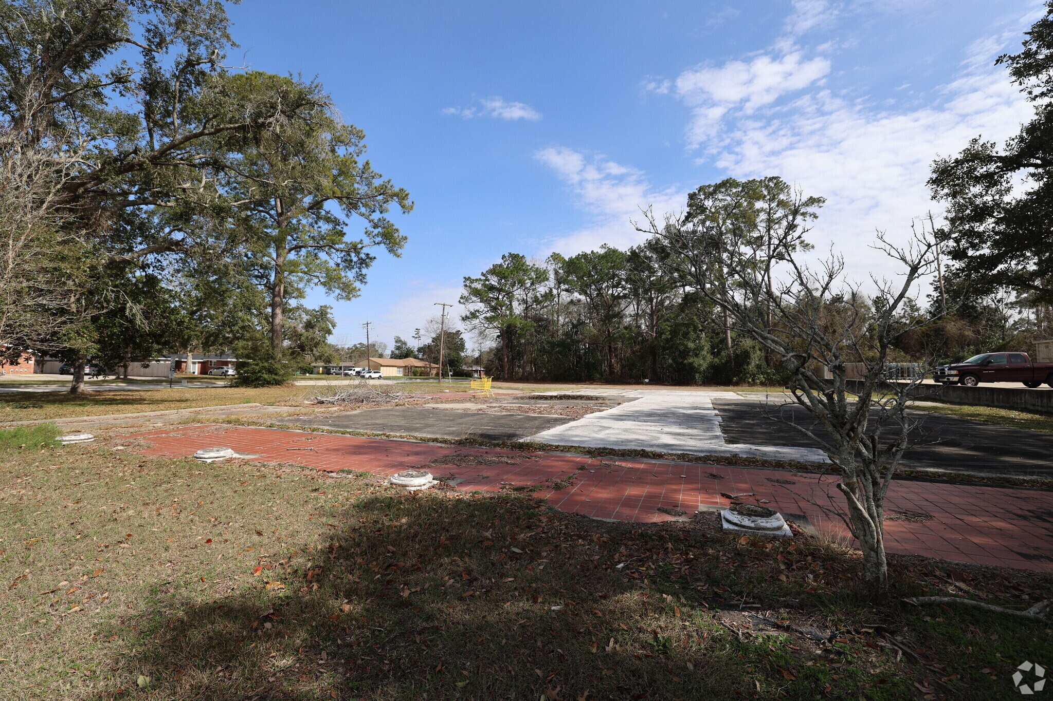 Pontchartrain Dr, Slidell, LA à vendre Photo principale- Image 1 de 9