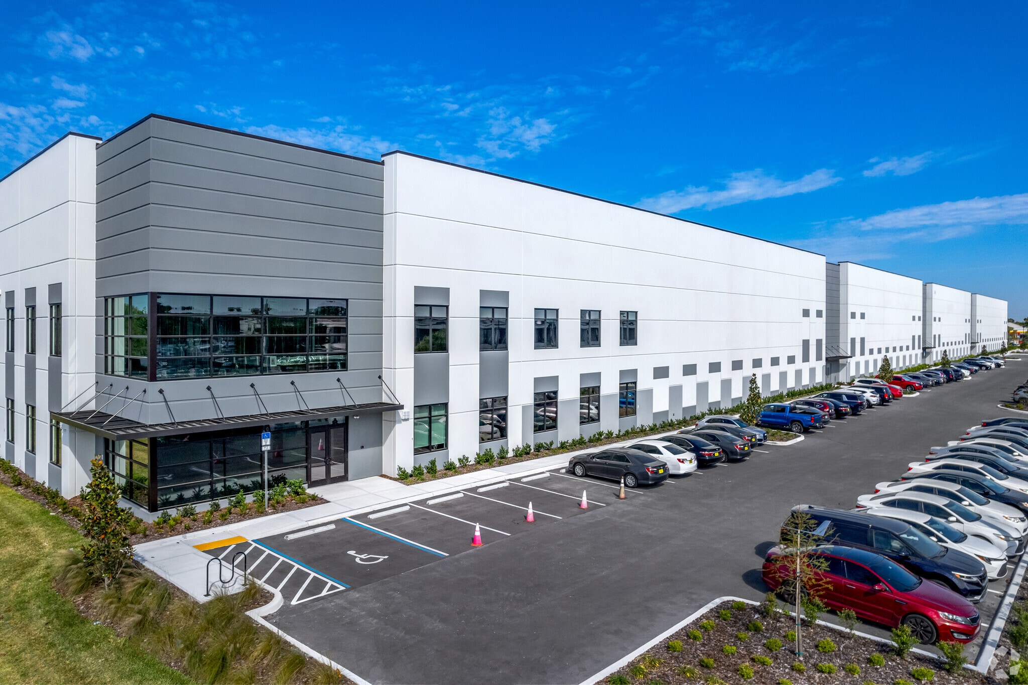 8660 133rd Ave N, Largo, FL for lease Building Photo- Image 1 of 8