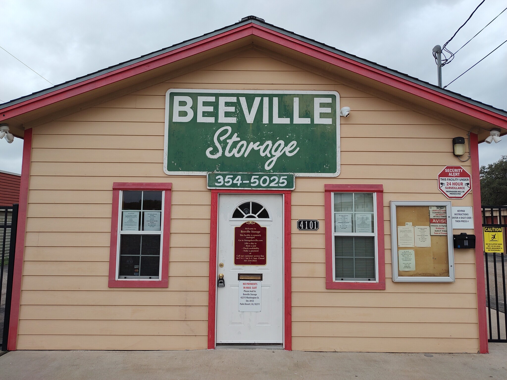 4101 N Saint Marys St, Beeville, TX à louer Photo du bâtiment- Image 1 de 15