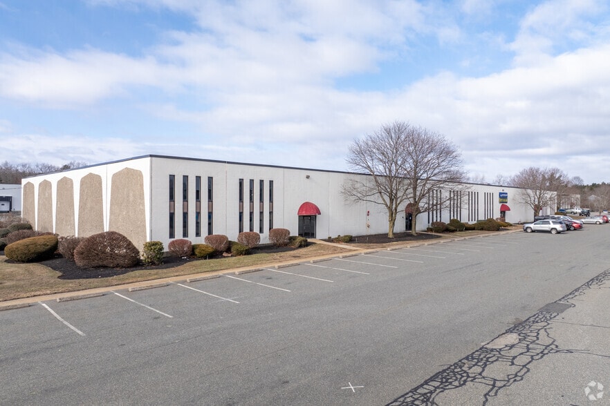 81-87 York Ave, Randolph, MA for lease - Primary Photo - Image 1 of 4